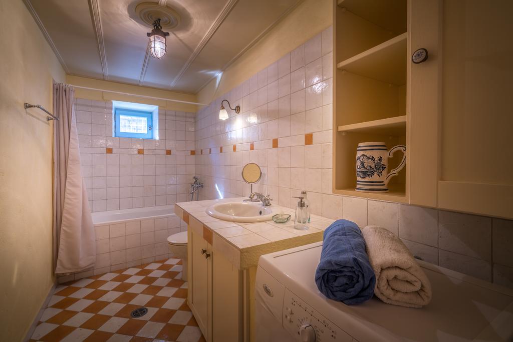Bratis Holiday Home Каллифея Экстерьер фото
