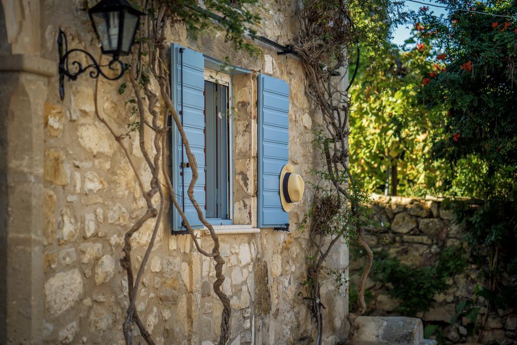 Bratis Holiday Home Каллифея Экстерьер фото